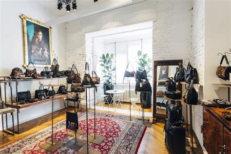 campomaggi outlet cesena